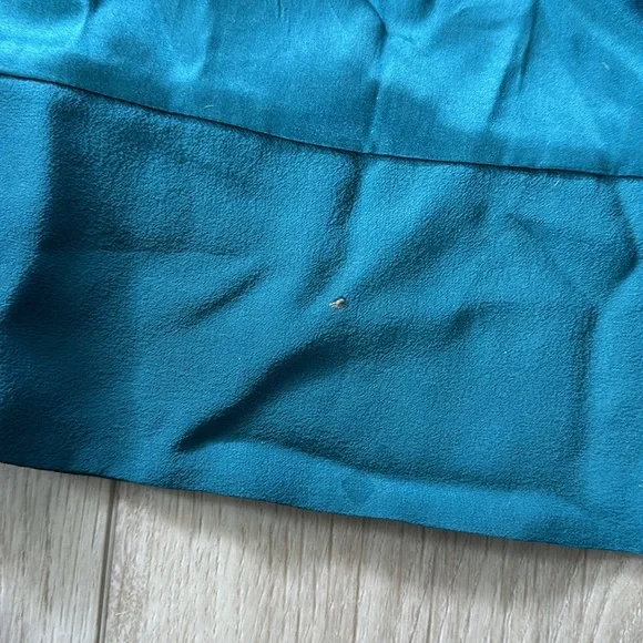 BCBG Maxazria Silk Dress - Picture 5 of 6